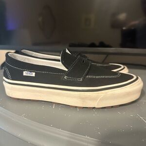 Vans Womens Black Loafer Never Been Worn